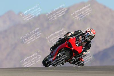 media/Oct-01-2023-SoCal Trackdays (Sun) [[4c570cc352]]/Turn 9 Set 1 (950am)/